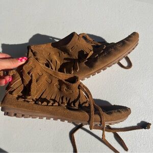 Minnetonka moccasin booties